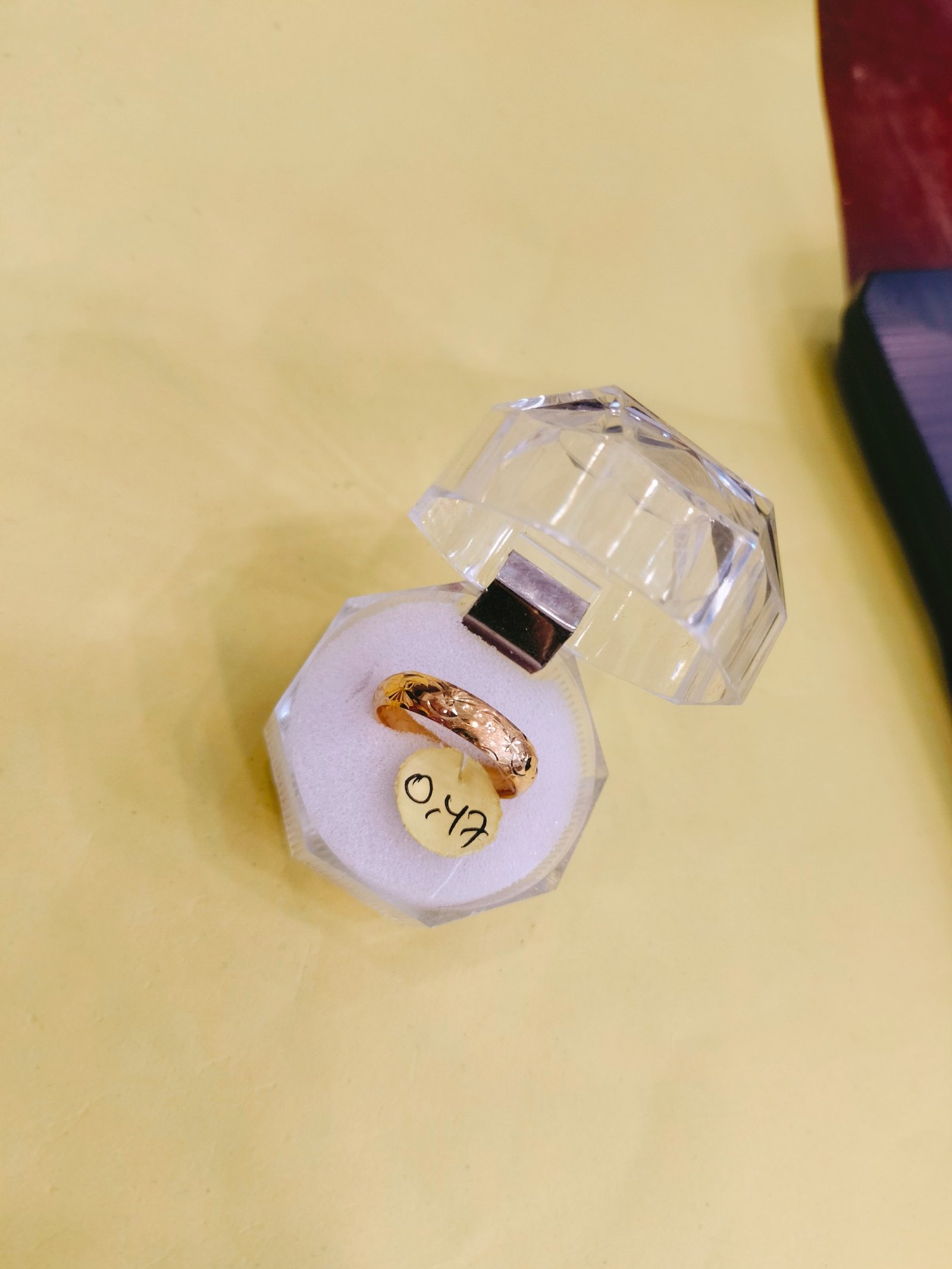 Cincin Belah Rotan Ukir