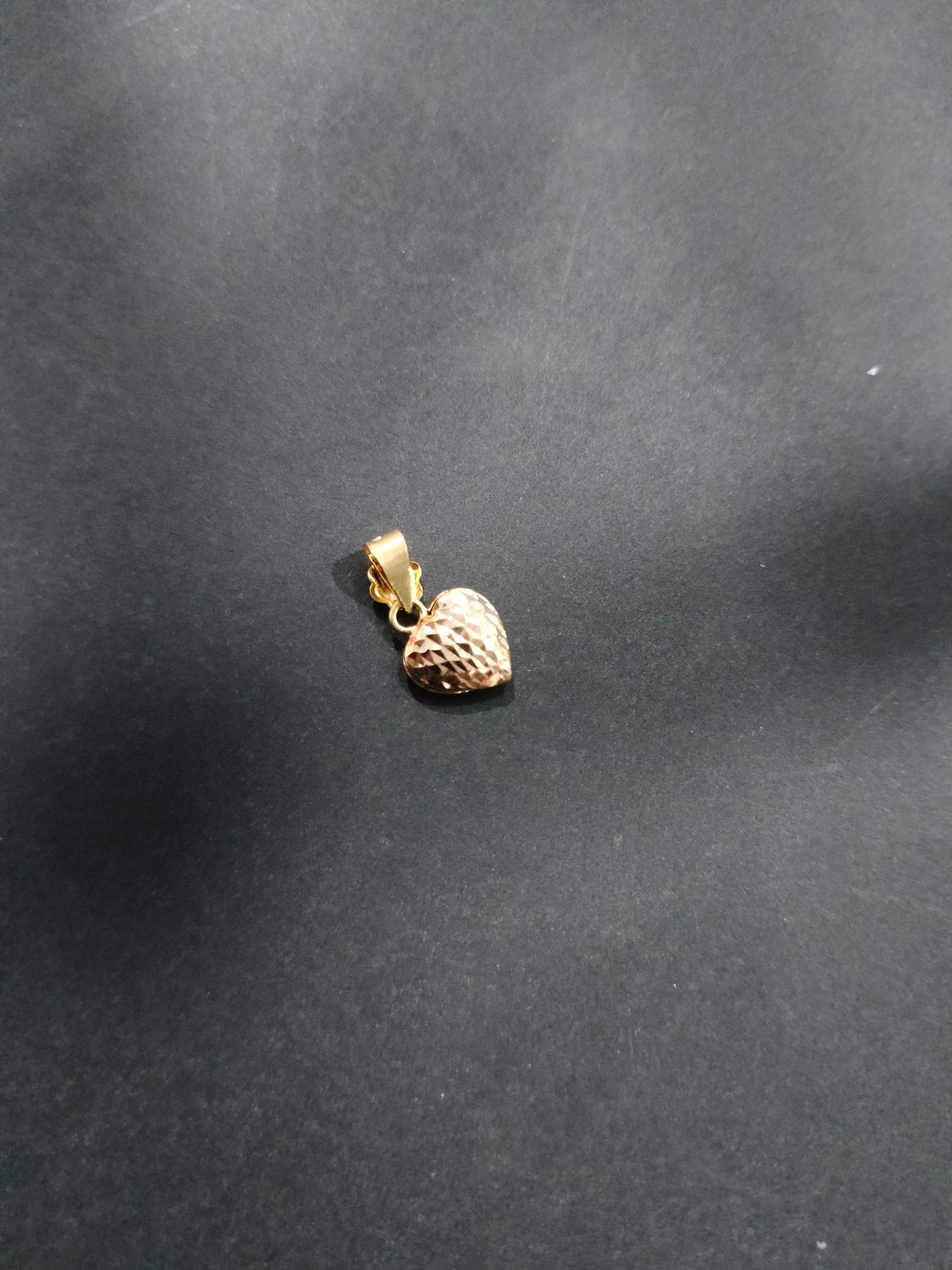 Mainan Kalung Love